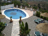 Pool with jacuzzi