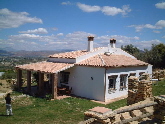 Side view of finca